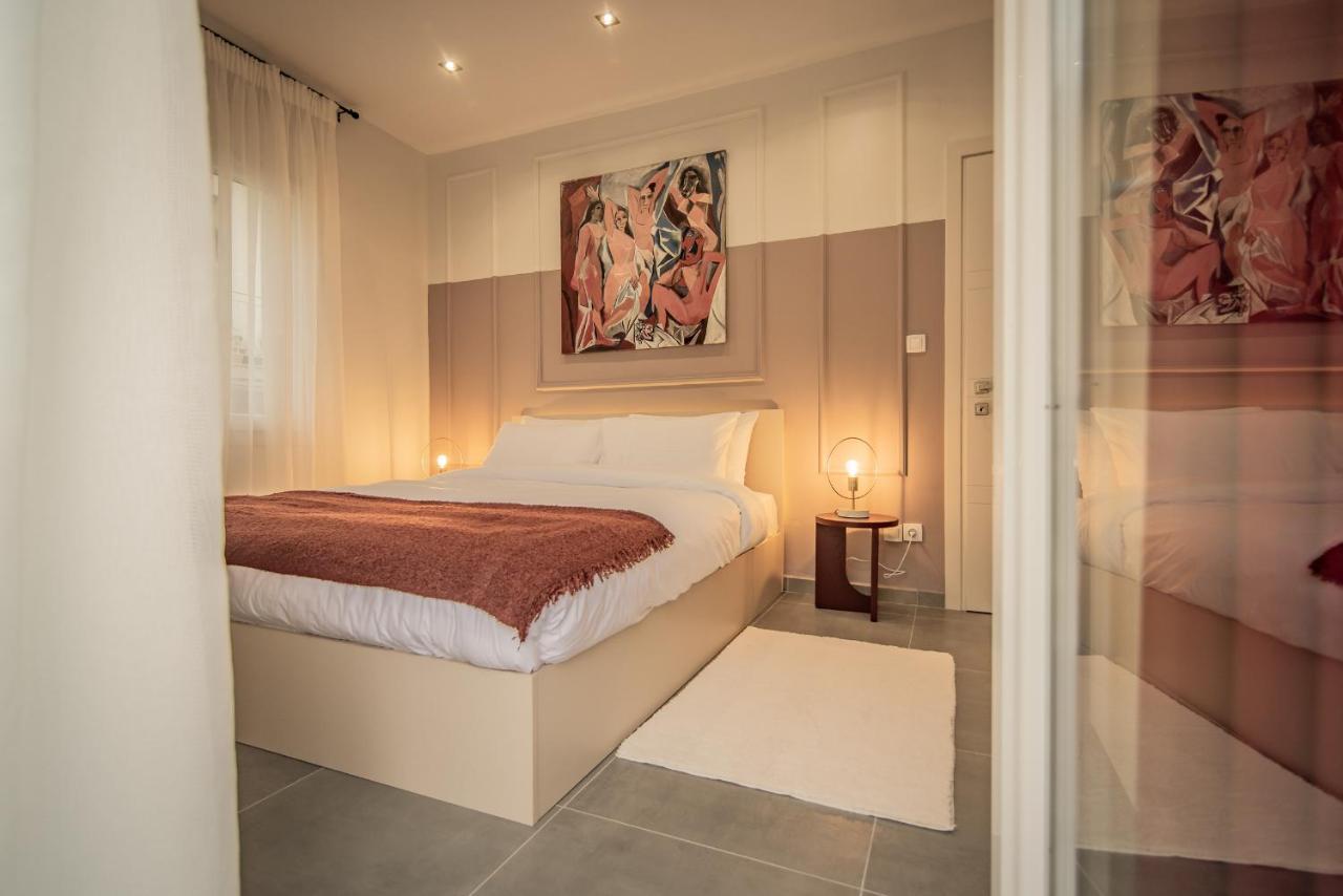 Apollo'S Apartment On Radio City Midas Home テッサロニキ エクステリア 写真