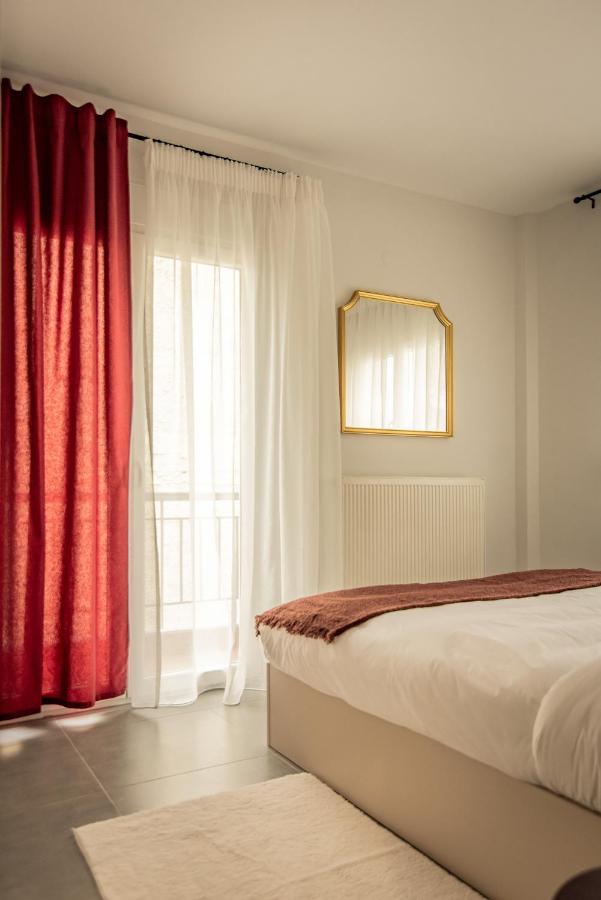 Apollo'S Apartment On Radio City Midas Home テッサロニキ エクステリア 写真